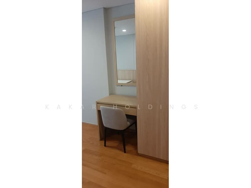 Piya Apartment Sukhumvit 15 : ปิยะ อพาร์ทเม้นท์ สุขุมวิท 15, กรุงเทพ, 99 สุขุมวิท 15, คลองเตยเหนือ, วัฒนา, กรุงเทพ, 99 ตร.ม., คอนโด ให้เช่า, โดย Kakar Holdings, 500285710 - DDproperty.com