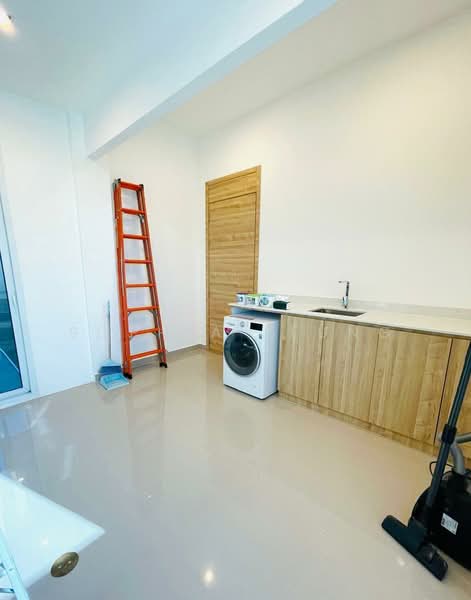Pool Villa at Pattaya Chonburi, Chon Buri (Pattaya), Nong Pru, Bang Lamung (Pattaya), Chon Buri (Pattaya), 4 Bedrooms, 123 sqm, Villa For Sale, by Sophia Leung, 500285746 - DDproperty.com