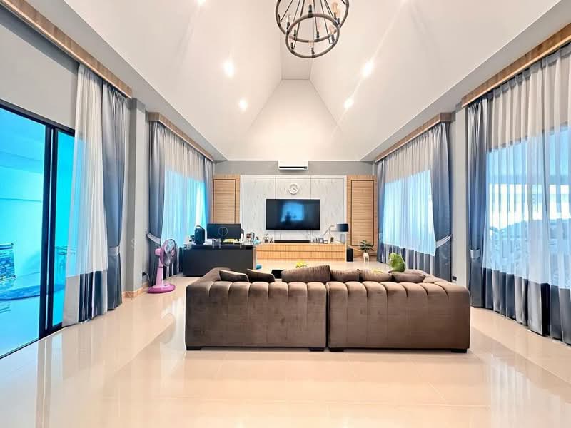 Pool Villa at Pattaya Chonburi, Chon Buri (Pattaya), Nong Pru, Bang Lamung (Pattaya), Chon Buri (Pattaya), 4 Bedrooms, 123 sqm, Villa For Sale, by Sophia Leung, 500285746 - DDproperty.com