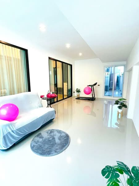 Pool Villa at Pattaya Chonburi, Chon Buri (Pattaya), Nong Pru, Bang Lamung (Pattaya), Chon Buri (Pattaya), 4 Bedrooms, 123 sqm, Villa For Sale, by Sophia Leung, 500285746 - DDproperty.com