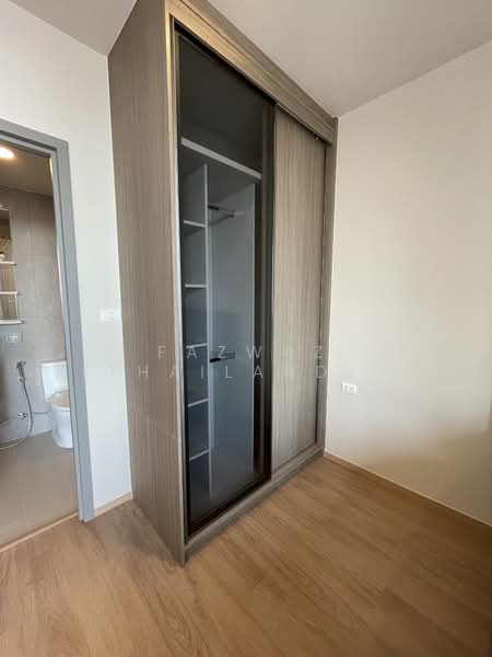 The Issara Sathorn, Bangkok, ถนนจันทน์, Thung Maha Mek, Sathon, Bangkok, 1 Bedroom, 32 sqm, Condo For Rent, by Fazwaz (Thailand) Co., Ltd., 500285832 - DDproperty.com