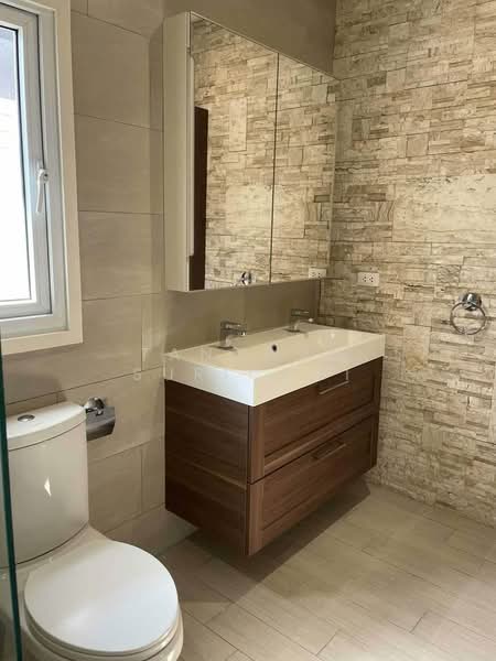 undefined, Chon Buri (Pattaya), Huai Yai, Bang Lamung (Pattaya), Chon Buri (Pattaya), 4 Bedrooms, 325 sqm, Single Detached House For Sale, by Tanawan Surichai, 500285845 - DDproperty.com