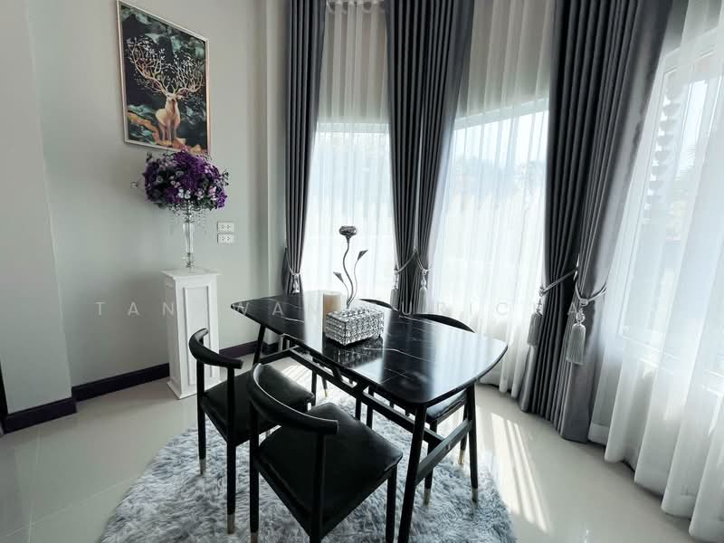 undefined, Chon Buri (Pattaya), Nong Pru, Bang Lamung (Pattaya), Chon Buri (Pattaya), 3 Bedrooms, 204 sqm, Single Detached House For Sale, by Tanawan Surichai, 500285876 - DDproperty.com