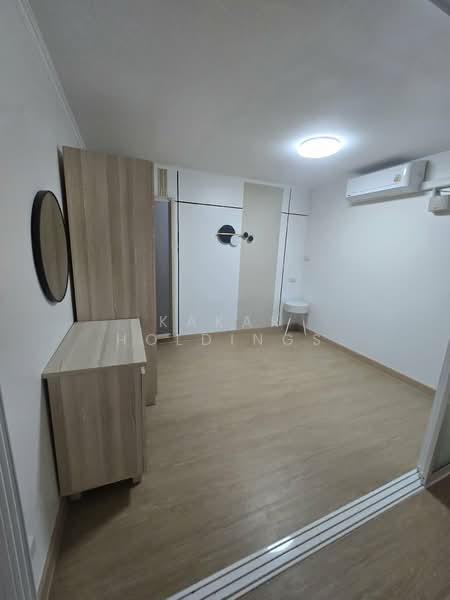 Lumpini Place Suanplu-Sathorn, Bangkok, 435-112 Suan Plu, Thung Maha Mek, Sathon, Bangkok, 1 Bedroom, 48 sqm, Condo For Rent, by Kakar Holdings, 500285894 - DDproperty.com