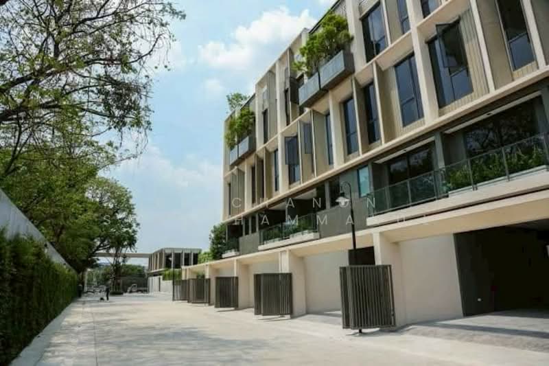 Ther Ladprao 93, Bangkok, Lat Phrao Road, Khlong Chaokhun Sing, Wang Thonglang, Bangkok, 3 Bedrooms, 220 sqm, Townhouse For Sale, by Ratchanon Songthammakul, 500285914 - DDproperty.com