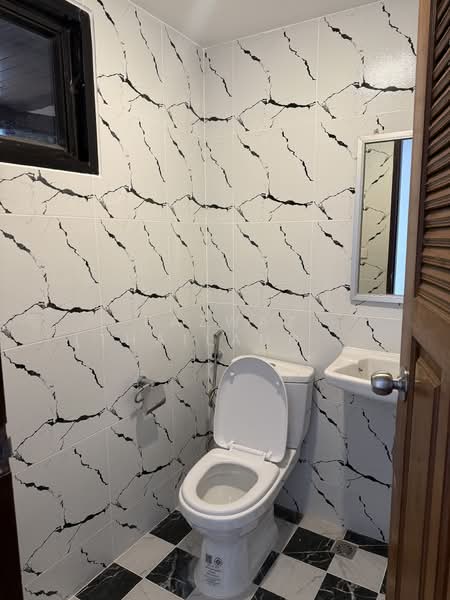 Le Premier 2, Bangkok, Soi Sukhumvit 59, Khlong Tan Nua, Watthana, Bangkok, 2 Bedrooms, 123 sqm, Condo For Rent, by Fazwaz (Thailand) Co., Ltd., 500285936 - DDproperty.com