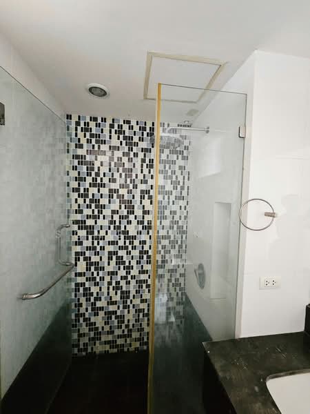 Bangkok Horizon Petchkasem, Bangkok, Phetkasem Road, Bang Wa, Phasi Charoen, Bangkok, 1 Bedroom, 43 sqm, Condo For Sale, by Ratchanon Songthammakul, 500285947 - DDproperty.com