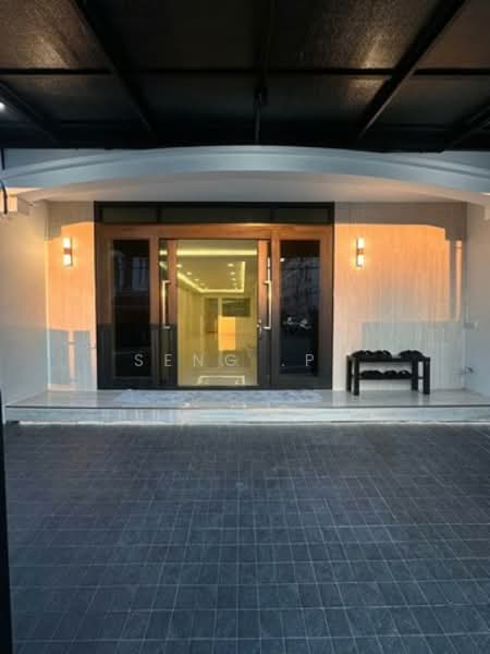 Baan Klang Muang Rama 9 - Ladprao : บ้านกลางเมือง พระรามเก้า - ลาดพร้าว, กรุงเทพ, ซอย ลาดพร้าว 88, วังทองหลาง, วังทองหลาง, กรุงเทพ, 260 ตร.ม., ทาวน์เฮ้าส์ ขาย, โดย Seng .PL, 500285976 - DDproperty.com