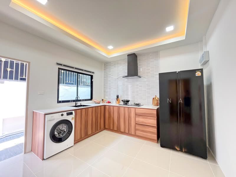Newly Renovated Pool Villa with Furniture - Pattaya Rung Ruang, Chon Buri (Pattaya), Nong Pru, Bang Lamung (Pattaya), Chon Buri (Pattaya), 3 Bedrooms, 134 sqm, Villa For Sale, by Chanya Rojana, 500286003 - DDproperty.com