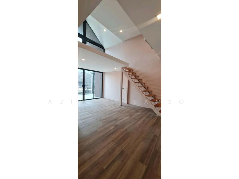 5-BR Townhouse, Bangkok, Bang Khun Sri, Bangkok Noi, Bangkok, 5 Bedrooms, 232 sqm, Townhouse For Sale, by Adisorn Eamso, 500286040 - DDproperty.com