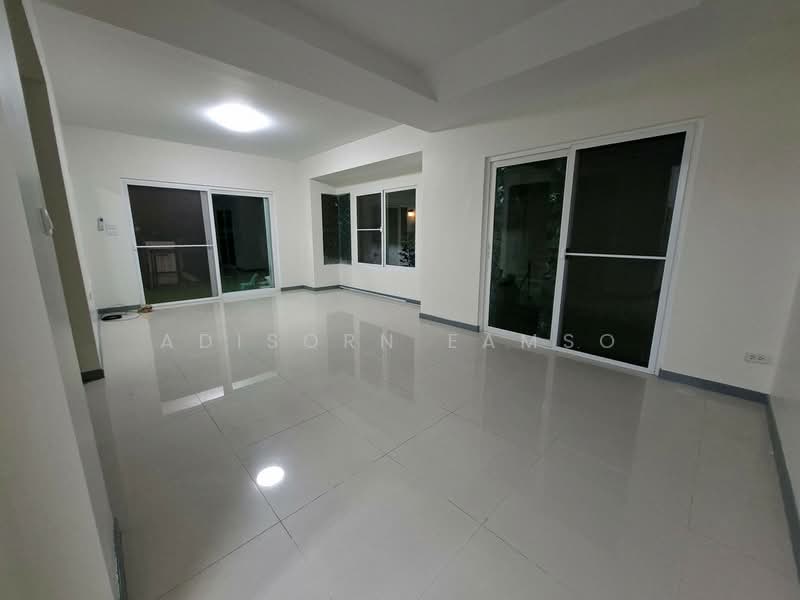 Manthana Ramintra-Wongwean, Bangkok, Kanchanaphisek Road, Khan Na Yao, Khan Na Yao, Bangkok, 3 Bedrooms, 220 sqm, Single Detached House For Sale, by Adisorn Eamso, 500286043 - DDproperty.com