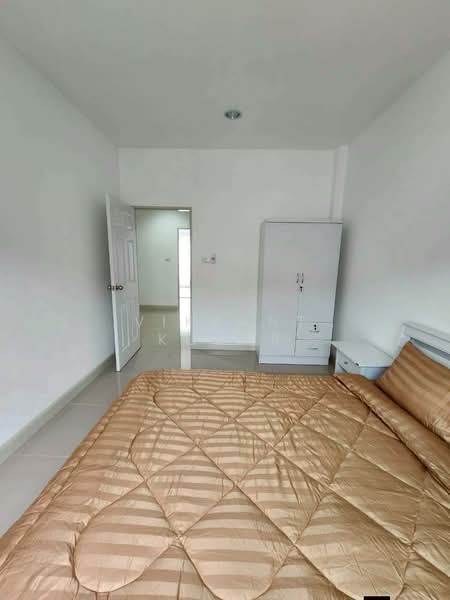 undefined, Chon Buri (Pattaya), Nong Pru, Bang Lamung (Pattaya), Chon Buri (Pattaya), 3 Bedrooms, 250 sqm, Townhouse For Rent, by Vikrant Kokar, 500286051 - DDproperty.com
