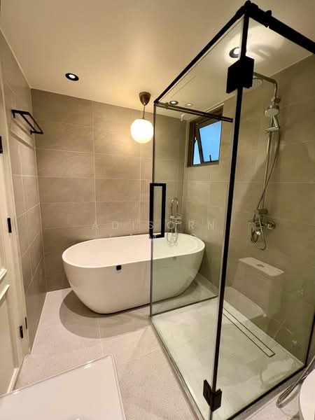 D.S. Tower 2 Sukhumvit 39, Bangkok, Soi Sukhumvit 39, Khlong Tan Nua, Watthana, Bangkok, 3 Bedrooms, 130 sqm, Condo For Sale, by Adisorn Eamso, 500286074 - DDproperty.com