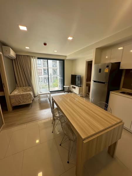 Maestro 03 Ratchada-Rama 9, Bangkok, Soi Ratchadaphisek 3 Ratchadaphisek Road, Din Daeng, Bangkok, 2 Bedrooms, 66 sqm, Condo For Rent, by Correct Property, 500286097 - DDproperty.com