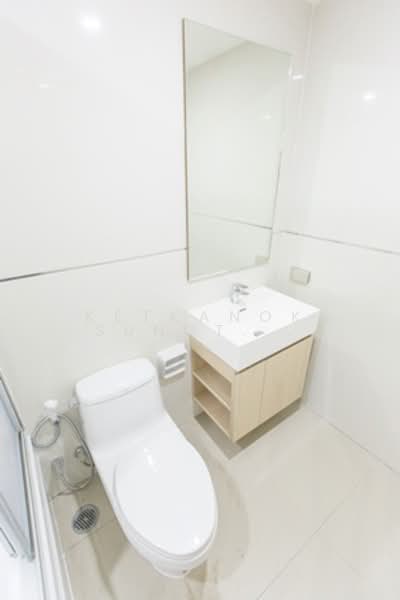 Lake Avenue Sukhumvit 16, Bangkok, Soi Sammitr Sukhumvit Road, Khlong Tan Nua, Watthana, Bangkok, 2 Bedrooms, 60 sqm, Condo For Rent, by Ketkanok Sungthong, 500286184 - DDproperty.com
