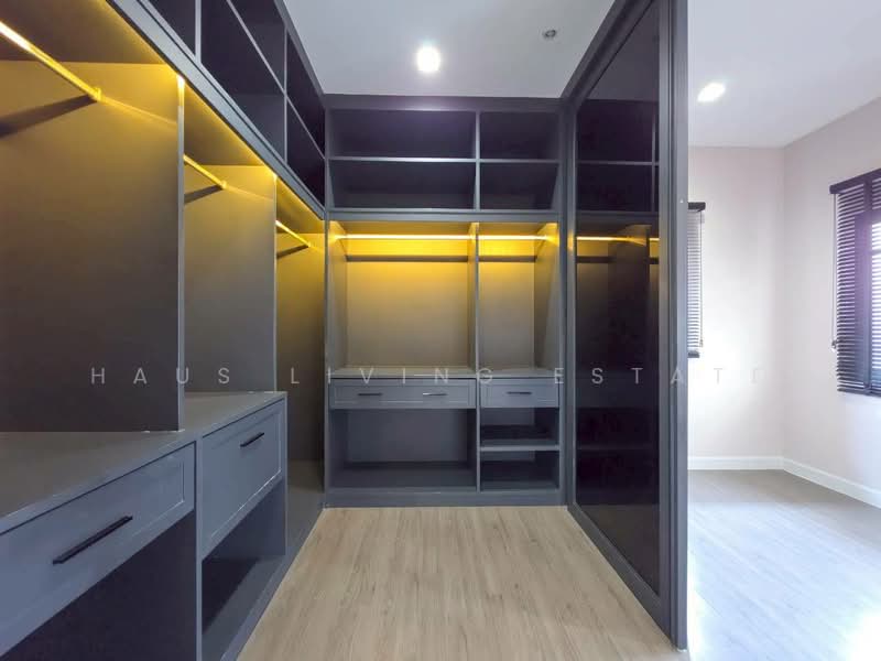 Bangkok Boulevard Sathorn-Pinklao 2, Nonthaburi, Bang Kruai-Chong Thanom Road, Mahasawat, Bang Kruai, Nonthaburi, 4 Bedrooms, 248 sqm, Single Detached House For Sale, by Haus Living Estate, 500286206 - DDproperty.com