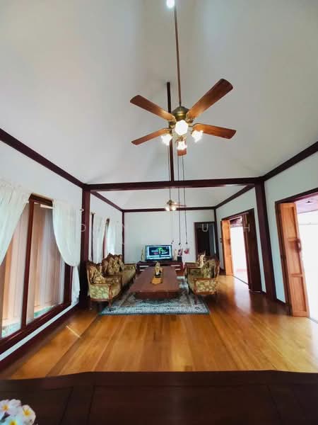 4-BR House, Chon Buri (Pattaya), Poong, Bang Lamung (Pattaya), Chon Buri (Pattaya), 4 Bedrooms, 445 sqm, Single Detached House For Rent, by Boonyanuch Unna, 500286249 - DDproperty.com
