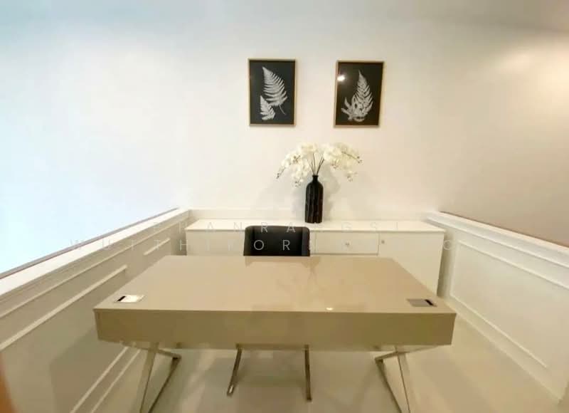 The Empire Place, Bangkok, 88 Narathiwatratchanakharin Road, Thung Maha Mek, Sathon, Bangkok, 2 Bedrooms, 120 sqm, Condo For Rent, by Phanrangsi Wutthikornwanich, 500286259 - DDproperty.com