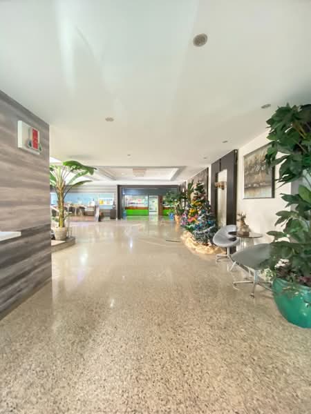 Witthayu Complex, Bangkok, 1673 New Petchaburi Road, Makkasan, Ratchathewi, Bangkok, 2 Bedrooms, 58 sqm, Condo For Rent, by Phanrangsi Wutthikornwanich, 500286264 - DDproperty.com
