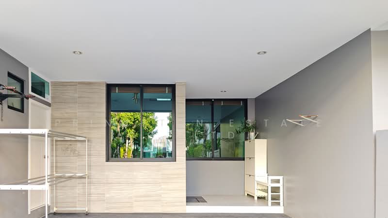 Nirvana Define Srinakarin-Rama 9, Bangkok, Srinakarin - Rom Klao Road, Saphan Sung, Saphan Sung, Bangkok, 3 Bedrooms, 285 sqm, Townhouse For Sale, by Princeton Estate Co.,Ltd., 500286271 - DDproperty.com