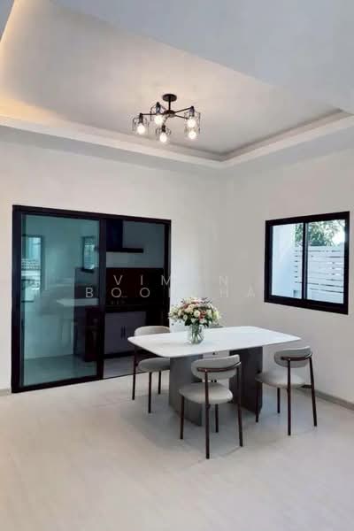 Prompat 1 Ramintra, Bangkok, Sam Wa Tawan Tok, Khlong Sam Wa, Bangkok, 3 Bedrooms, 250 sqm, Single Detached House For Sale, by Vimon Boodpha, 500286402 - DDproperty.com