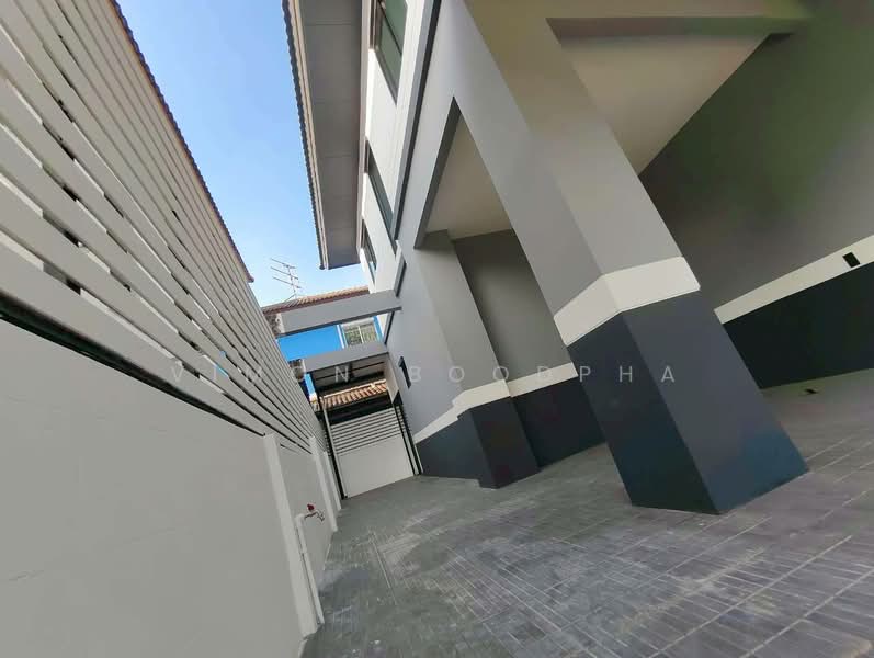 พร้อมพัฒน์ 1 รามอินทรา, กรุงเทพ, สามวาตะวันตก, คลองสามวา, กรุงเทพ, 250 ตร.ม., บ้านเดี่ยว ขาย, โดย Vimon Boodpha, 500286402 - DDproperty.com