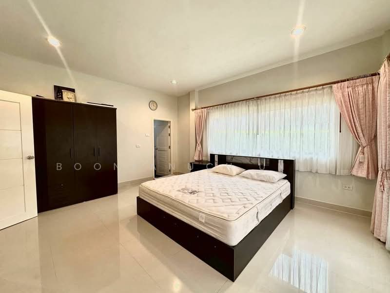 undefined, Chon Buri (Pattaya), Nong Pru, Bang Lamung (Pattaya), Chon Buri (Pattaya), 3 Bedrooms, 260 sqm, Villa For Sale, by Boonyanuch Unna, 500286405 - DDproperty.com