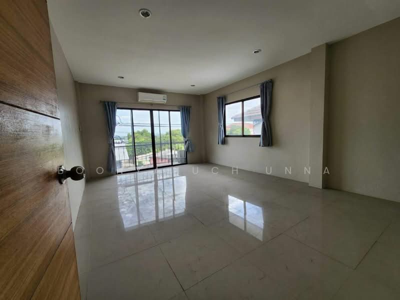 4-BR Townhouse, Chon Buri (Pattaya), Nong Pru, Bang Lamung (Pattaya), Chon Buri (Pattaya), 4 Bedrooms, 150 sqm, Townhouse For Sale, by Boonyanuch Unna, 500286408 - DDproperty.com