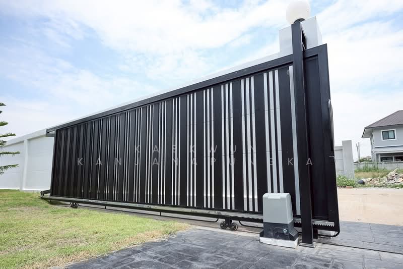 2-Storey House with Private Swimming Pool for Sale in Wiang Chai, Chiang Rai (Code: HB227), Chiang Rai, Wiang Chai, Wiang Chai, Chiang Rai, 4 Bedrooms, 198 sqm, Single Detached House For Sale, by Kaekwun Kanjanapungka, 500286422 - DDproperty.com
