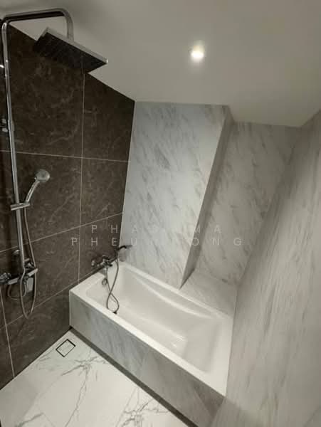 Fynn Asoke, Bangkok, 28 Sukhumvit 10 Alley, Khlong Toei, Khlong Toei, Bangkok, 2 Bedrooms, 57 sqm, Condo For Rent, by Phasama Pheunpong, 500286432 - DDproperty.com