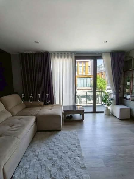 Eigen Rama 9, Bangkok, Soi Pattanakarn99, Chaloem Phrakiat Rama9 Road, Prawet, Prawet, Bangkok, 3 Bedrooms, 192 sqm, Townhouse For Rent, by Rattanaphon Yungprakhon, 500286441 - DDproperty.com