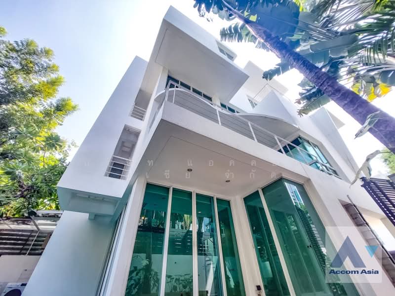 Exclusive House in Sathorn private pool and 5 bedrooms, Bangkok, Chong Nonsi, Yan Nawa, Bangkok, 5 Bedrooms, 450 sqm, Single Detached House For Rent, by บริษัท แอคคอม เอเซีย จำกัด, 500286451 - DDproperty.com