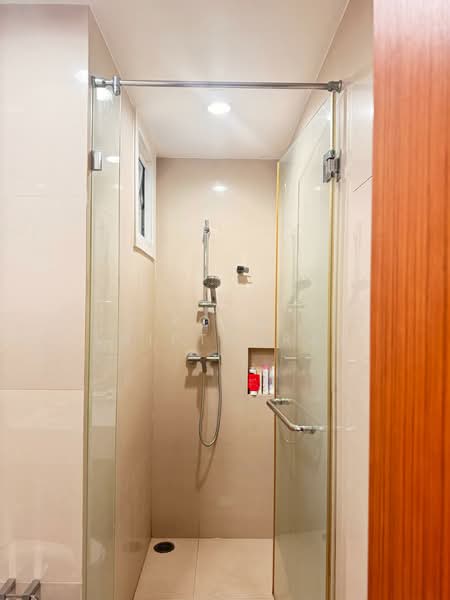 Wind Sukhumvit 23, Bangkok, 136 Soi Sukhumvit 23, Sukhumvit Road, Khlongtoei Nua, Watthana, Bangkok, 2 Bedrooms, 80 sqm, Condo For Rent, by Korn Thiptharat, 500286478 - DDproperty.com