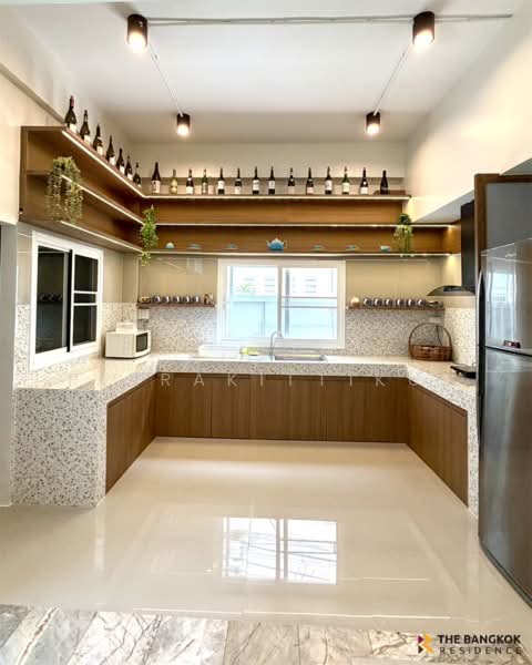 Town House Phrakanong, กรุงเทพ, พระโขนงเหนือ, วัฒนา, กรุงเทพ, 400 ตร.ม., ทาวน์เฮ้าส์ ให้เช่า, โดย Nicha Peerakittikul, 500286482 - DDproperty.com