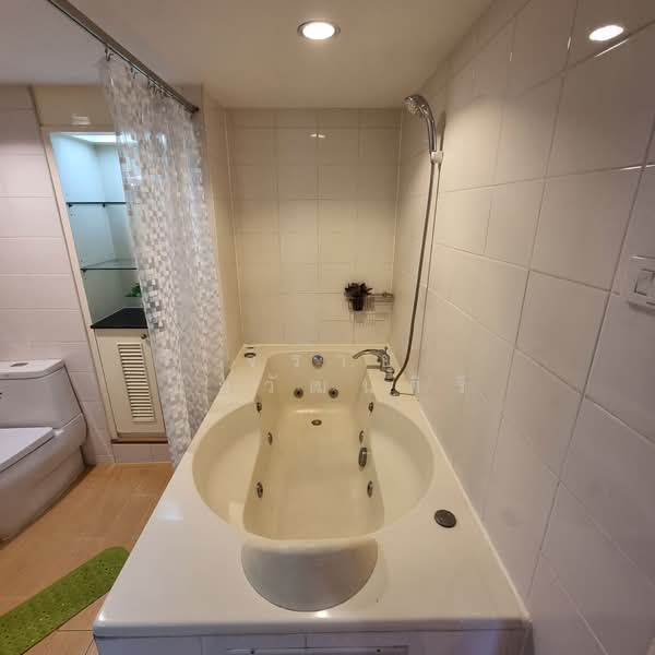 Supalai Place Sukhumvit 39, Bangkok, 175-179 Soi Sukhumvit 39 Sukhumvit Road, Khlong Tan Nua, Watthana, Bangkok, 2 Bedrooms, 142 sqm, Condo For Rent, by Jirayu Chaiyawattanasiri, 500286494 - DDproperty.com