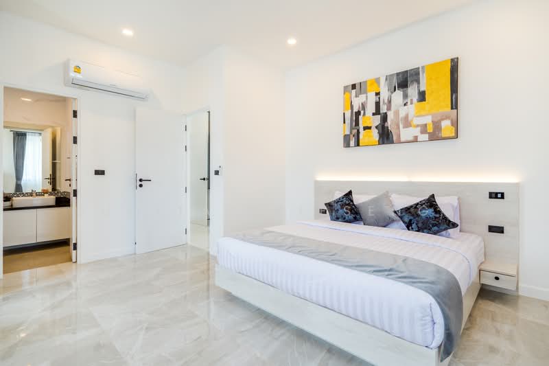 Modern Luxury Pool Villa for Sale in Hua Hin – Private Mountain View Villa Near Banyan Golf, Prachuap Khiri Khan, Thap Tai, Hua Hin, Prachuap Khiri Khan, 3 Bedrooms, 320 sqm, Single Detached House For Sale, by Sumita Vriesenga, 500286502 - DDproperty.com