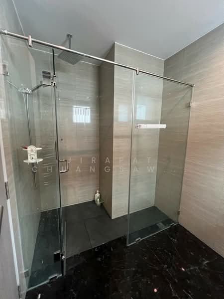 AERAS Beachfront Condominium Jomtien : แอราส คอนโด, ชลบุรี, หมู่ 12 ซอยจอมเทียน 17 ถนนหาดจอมเทียน, หนองปรือ, บางละมุง, ชลบุรี, 79 ตร.ม., คอนโด ให้เช่า, โดย Jirapat Chuangsawadsak, 500286504 - DDproperty.com