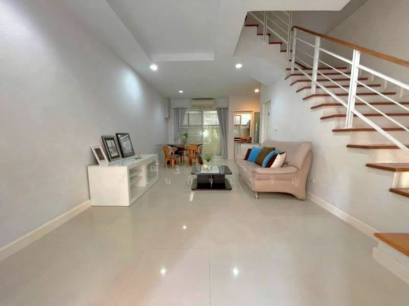 Baan Klang Krung Sathorn - North South Road, Bangkok, Bang Klo, Bang Kho Laem, Bangkok, 3 Bedrooms, 200 sqm, Townhouse For Rent, by Nattiya Vipatanakijcharoen, 500286529 - DDproperty.com