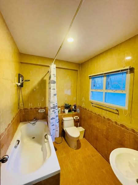 3-BR House, Chon Buri (Pattaya), Huai Yai, Bang Lamung (Pattaya), Chon Buri (Pattaya), 3 Bedrooms, 400 sqm, Single Detached House For Rent, by Jirapat Chuangsawadsak, 500286553 - DDproperty.com
