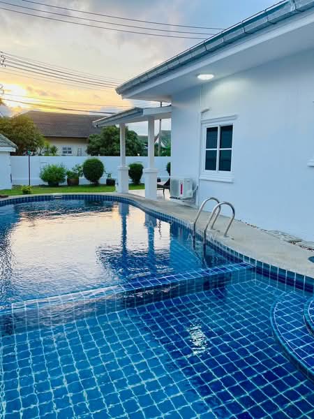 3-BR House, Chon Buri (Pattaya), Huai Yai, Bang Lamung (Pattaya), Chon Buri (Pattaya), 3 Bedrooms, 400 sqm, Single Detached House For Rent, by Jirapat Chuangsawadsak, 500286553 - DDproperty.com