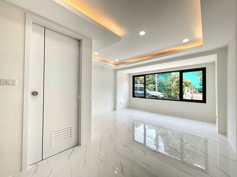 undefined, Bangkok, Anusaowari, Bang Khen, Bangkok, 3 Bedrooms, 100 sqm, Townhouse For Sale, by Thanachot Khantigamongun, 500286560 - DDproperty.com