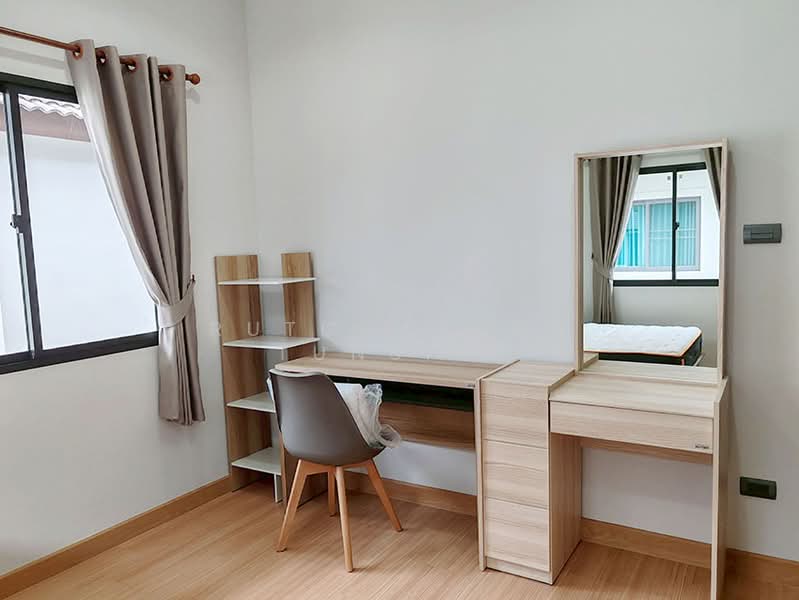 บ้านให้เช่า – ใกล้โรงเรียนนานาชาติยูนิตี้คอนคอร์ด เพียง 5 นาที ค่าเช่า 38,000 บาท / เดือน No.15H696, Chiang Mai, Chai Sa Than, Saraphi, Chiang Mai, 4 Bedrooms, 150 sqm, Single Detached House For Rent, by Rutchaporn Tunsiri, 500286575 - DDproperty.com