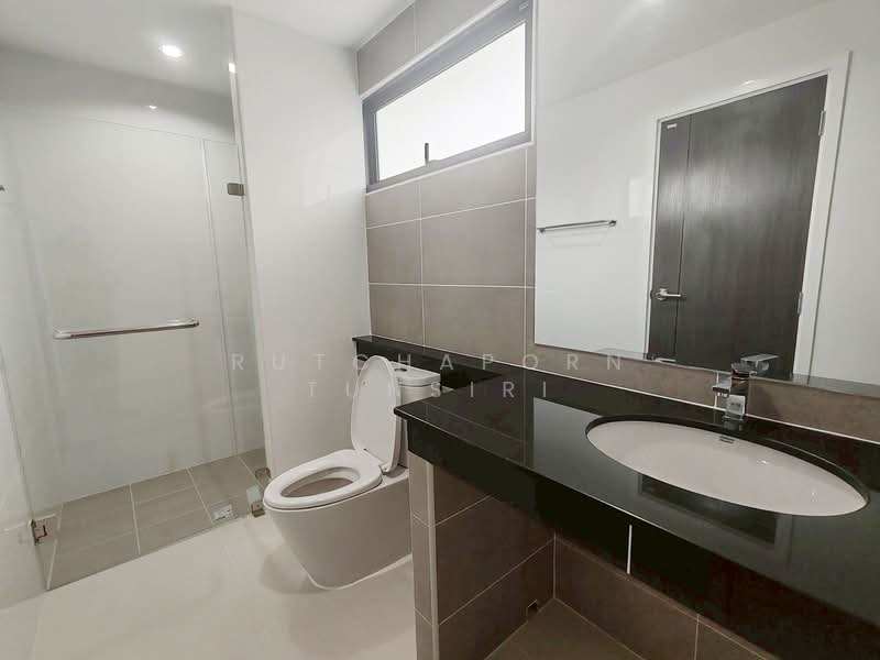 บ้านให้เช่า – ใกล้โรงเรียนนานาชาติยูนิตี้คอนคอร์ด เพียง 5 นาที ค่าเช่า 38,000 บาท / เดือน No.15H696, Chiang Mai, Chai Sa Than, Saraphi, Chiang Mai, 4 Bedrooms, 150 sqm, Single Detached House For Rent, by Rutchaporn Tunsiri, 500286575 - DDproperty.com