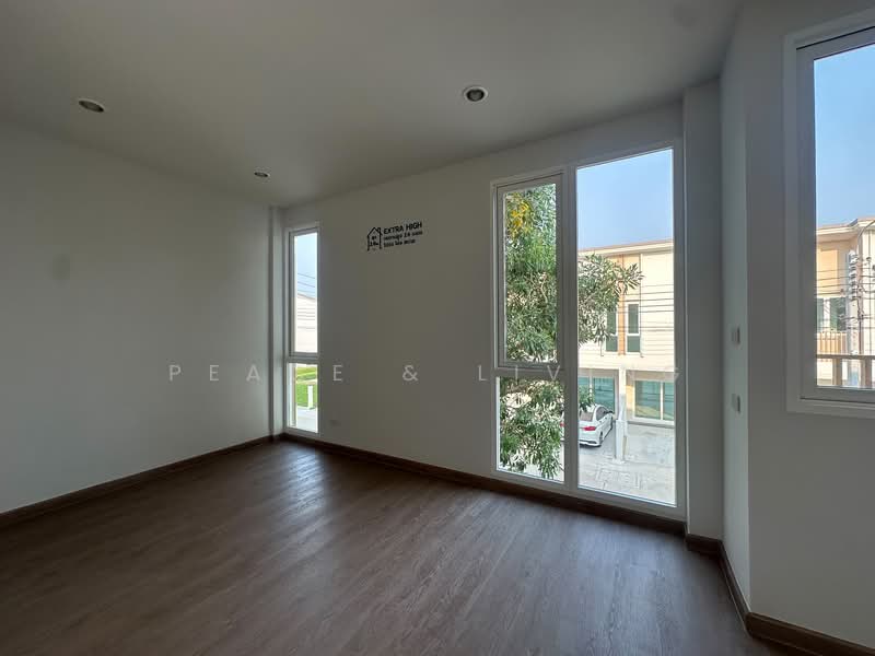 CHER WESTVILLE Ratchaphruek, Nonthaburi, Ratchaphruek Road, Bang Kruai, Bang Kruai, Nonthaburi, 3 Bedrooms, 116 sqm, Townhouse For Sale, by PEACE & LIVING, 500286594 - DDproperty.com