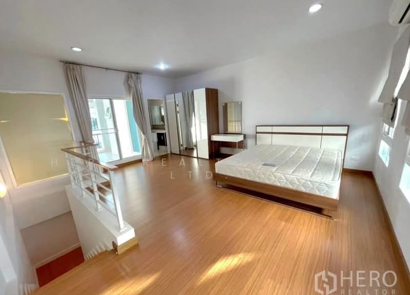 Baan Klang Krung Sathorn - North South Road, Bangkok, Bang Klo, Bang Kho Laem, Bangkok, 3 Bedrooms, 200 sqm, Townhouse For Rent, by Hero Realtor Co., Ltd., 500286607 - DDproperty.com
