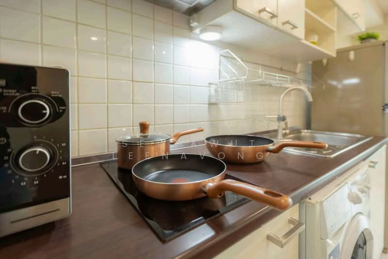 49 Plus, Bangkok, Soi Sukhumvit 49, Khlong Tan Nua, Watthana, Bangkok, 1 Bedroom, 50 sqm, Condo For Rent, by Settawut Leenavong, 500286609 - DDproperty.com