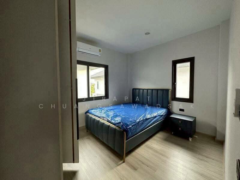undefined, Chon Buri (Pattaya), Bang Lamung, Bang Lamung (Pattaya), Chon Buri (Pattaya), 3 Bedrooms, 250 sqm, Single Detached House For Rent, by Jirapat Chuangsawadsak, 500286621 - DDproperty.com
