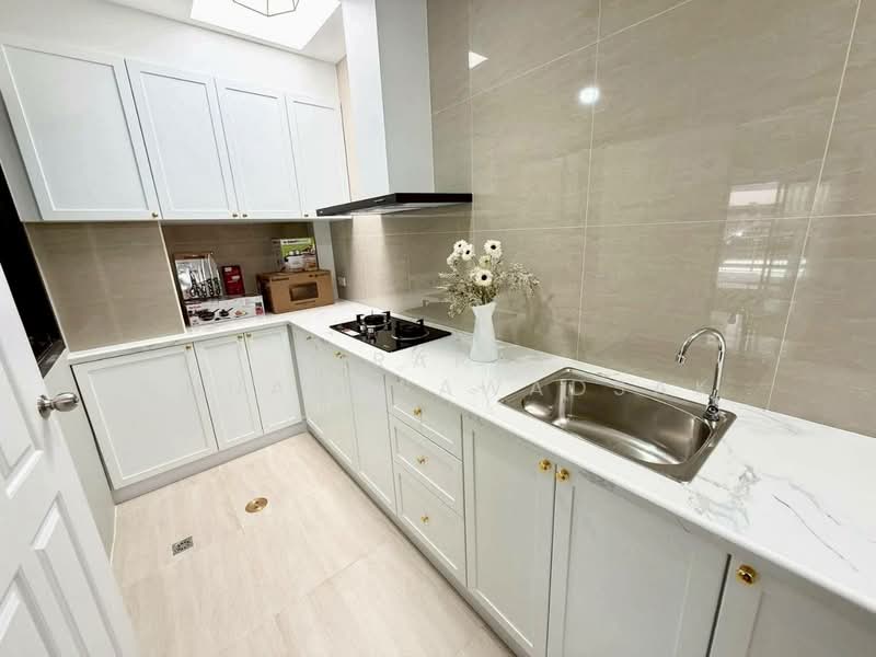 Zensiri Midtown Villas : เซนสิริ มิดทาวน์ วิลล่า, ชลบุรี, Soi 22 Chalemphrakiat, หนองปรือ, บางละมุง, ชลบุรี, 150 ตร.ม., บ้านเดี่ยว ให้เช่า, โดย Jirapat Chuangsawadsak, 500286642 - DDproperty.com