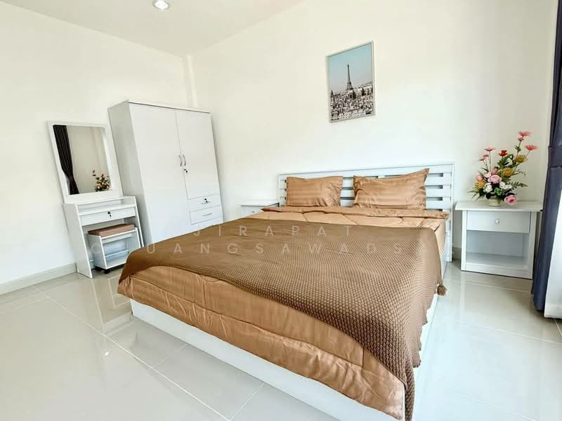 Zensiri Midtown Villas : เซนสิริ มิดทาวน์ วิลล่า, ชลบุรี, Soi 22 Chalemphrakiat, หนองปรือ, บางละมุง, ชลบุรี, 150 ตร.ม., บ้านเดี่ยว ให้เช่า, โดย Jirapat Chuangsawadsak, 500286642 - DDproperty.com