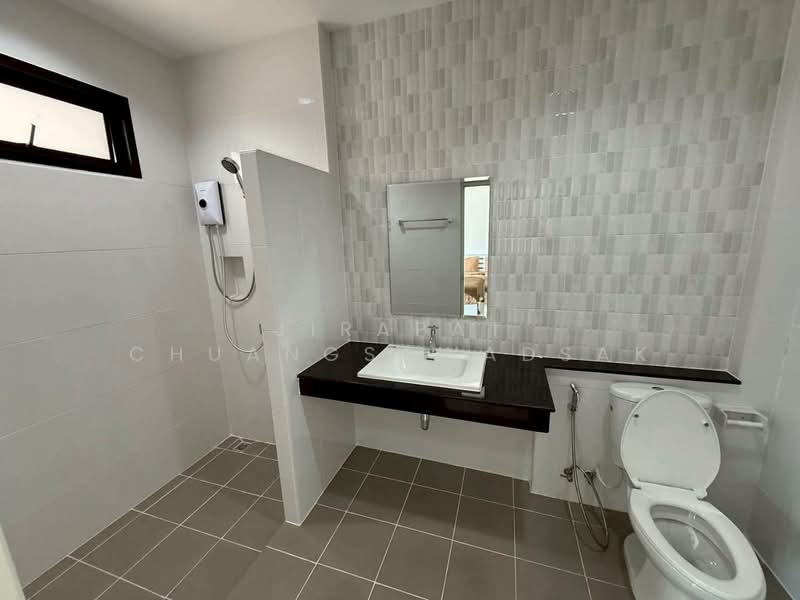 Zensiri Midtown Villas, Chon Buri (Pattaya), Soi 22 Chalemphrakiat, Nong Pru, Bang Lamung (Pattaya), Chon Buri (Pattaya), 3 Bedrooms, 150 sqm, Single Detached House For Rent, by Jirapat Chuangsawadsak, 500286642 - DDproperty.com